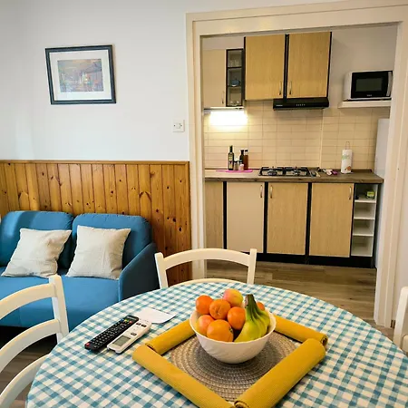 Apartment In Mit Terrasse Und Garten